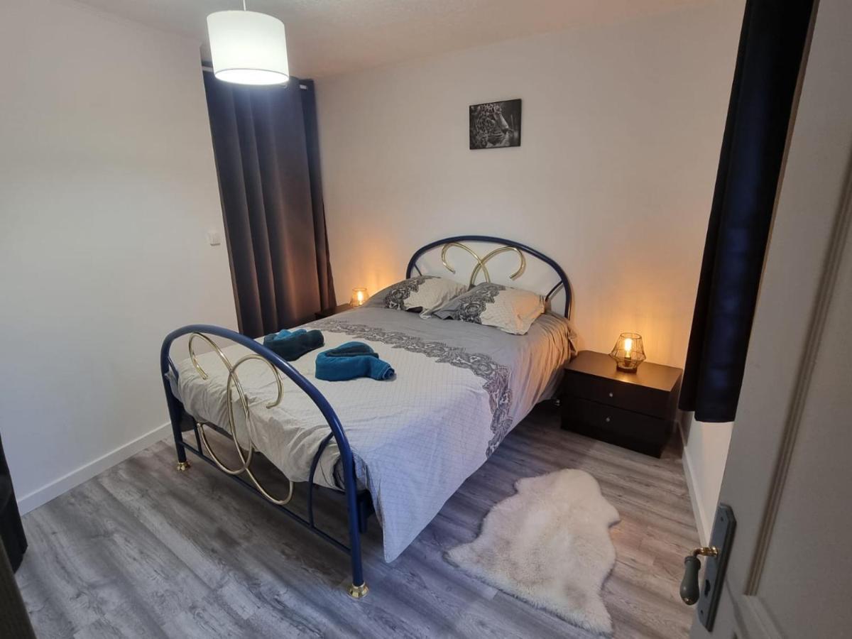 Appartement Rethel - Netflix - Marc & Cecile Esterno foto